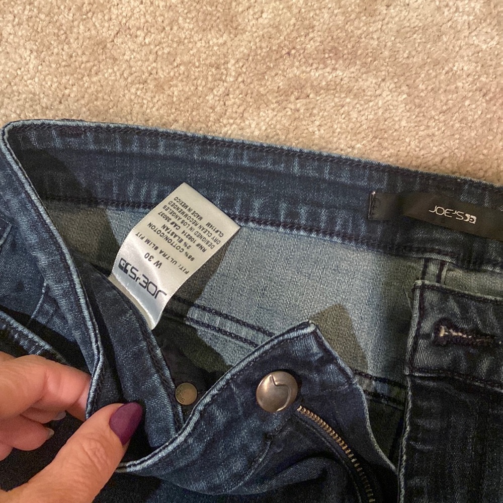 Joe’s Jeans size 30.  Skinny.  Great shape! No visible sign of wear.